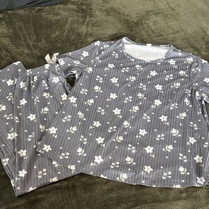SHEIN Gray Floral Pajama Set